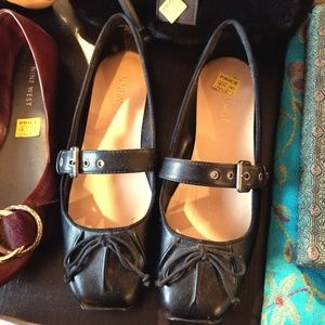 Ladies Shoes